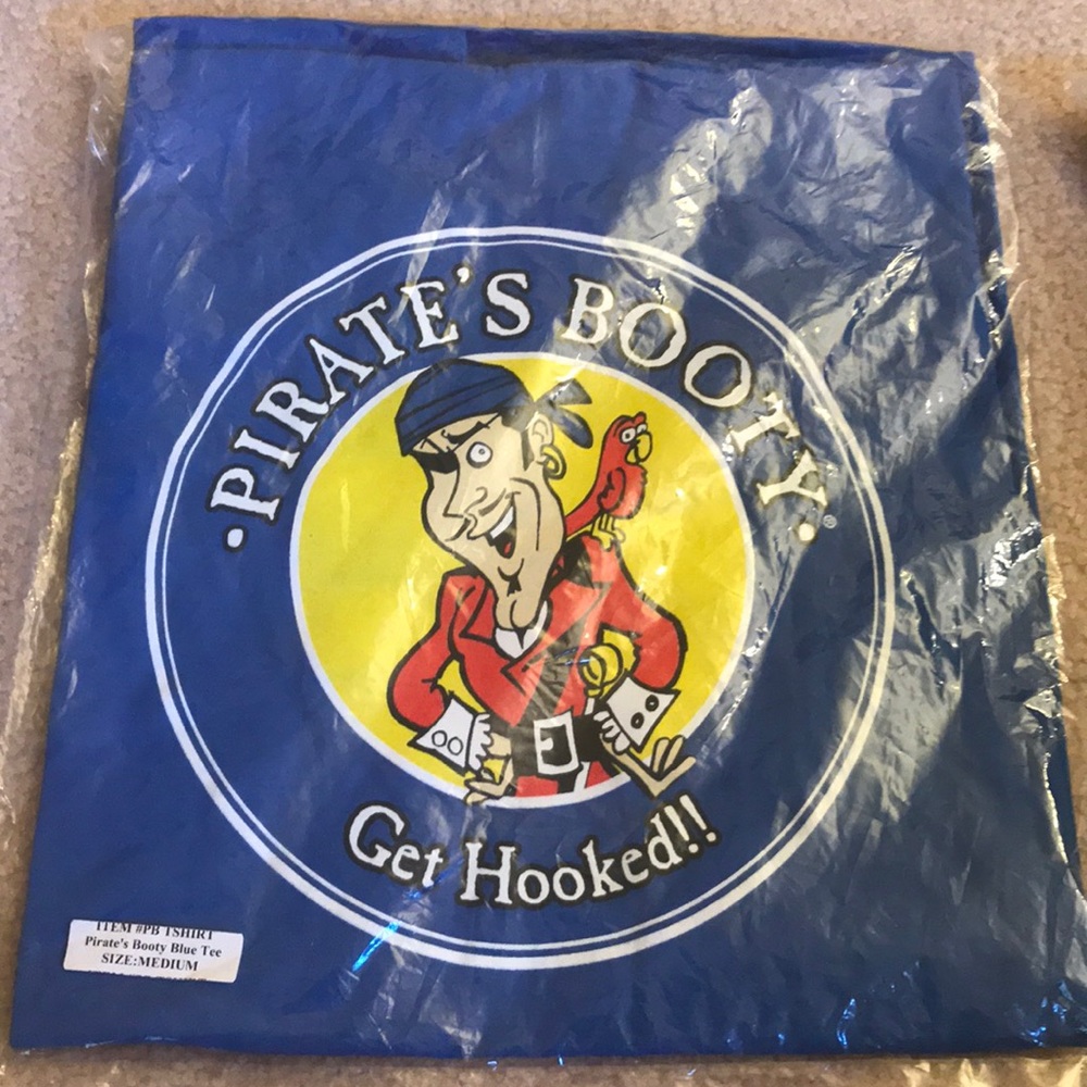 🎁 3/$15 - Pirates Booty T-Shirt, New